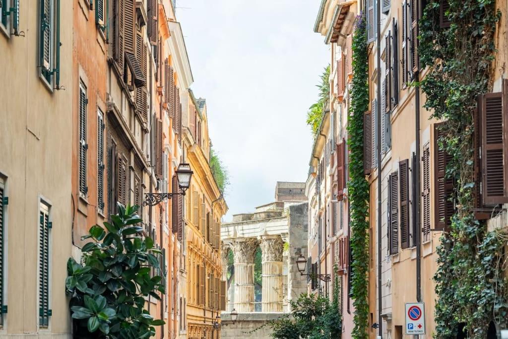 Bottega Augustea Duplex Apartment In Monti Rome Bagian luar foto