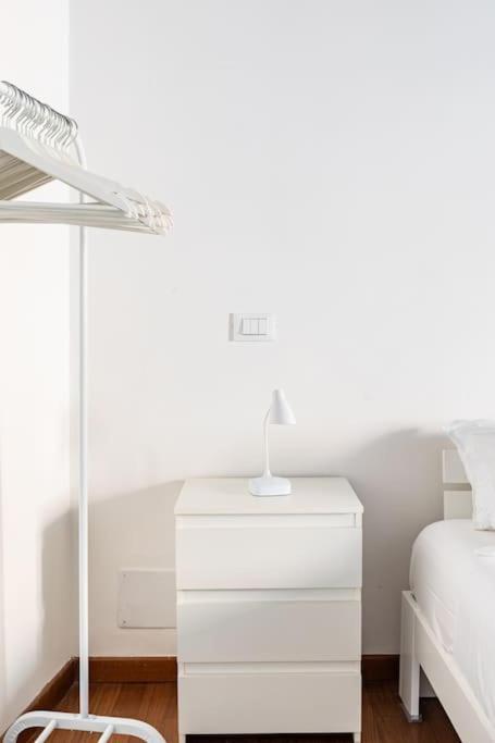 Bottega Augustea Duplex Apartment In Monti Rome Bagian luar foto