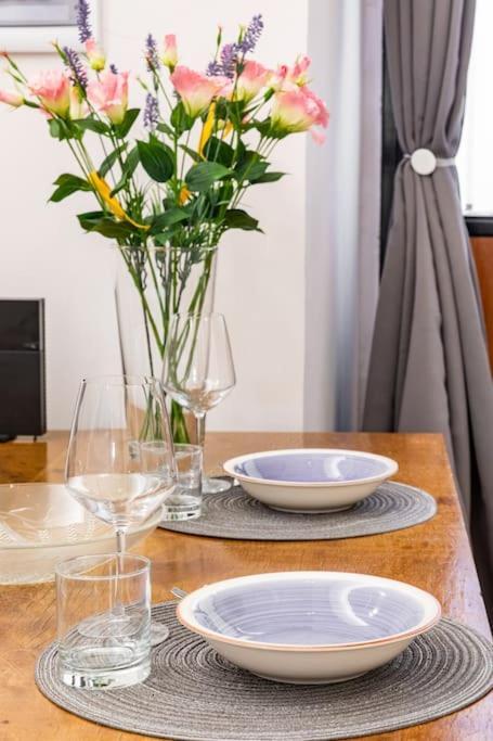 Bottega Augustea Duplex Apartment In Monti Rome Bagian luar foto